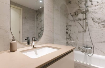 Alquiler de un apartamento amueblado de 3 habitaciones, 82 m², con vista al río, BW Arcadia, Belgrado, Serbia